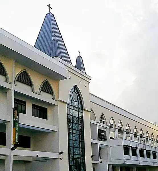 SCHOOLS & ASSOCIATIONS
